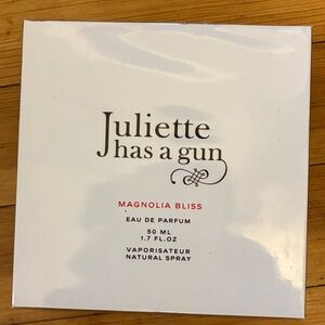 Juliette Has a Gun Magnolia Bliss Eau de Parfum - White